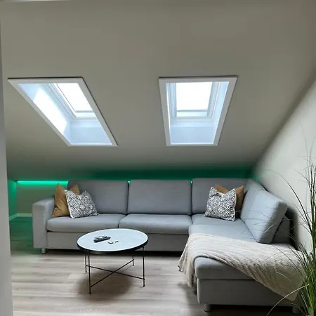 Reine City Apartment شقة راين